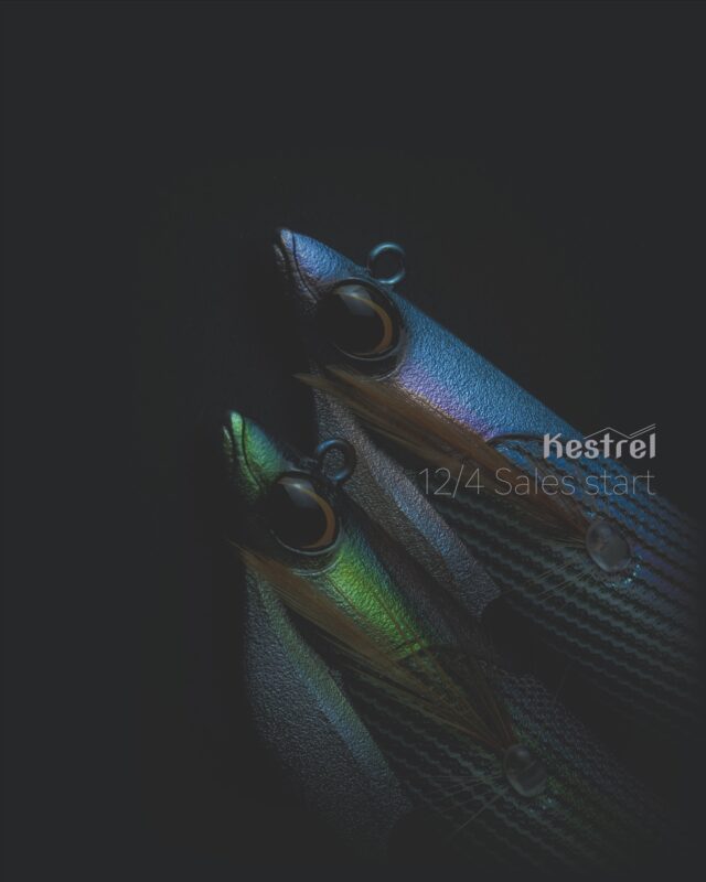 #売れるモノより釣れるモノ
【 Kestrel 】
.
いよいよ明後日発売となる「ケストレル」
10年後も「釣れるエギ」と言われるように、
しっかりイカと向き合って完成しました。
SNSで話題になるためだけのモノづくりはできません。
話題になれば売れるかもしれません。
でも、そんな売れ方は全く望んでいない。
「本当に釣れる」という感想が広がり、
多くのお客様に手に取ってもらうことが理想です。
本当に釣れるアイテムは生き続ける。
それが本来の「釣具」ではないでしょうか？
そんな「釣具」に「ケストレル」は仕上がりましたので、
自信を持って発売させていただきます。
一度だけでもご使用いただければ幸いです。
ケストレルをよろしくお願い致します。
.
.
.
（こちらのアカウントは情報発信専用のアカウントのため、コメントやDMへの返信は基本的に行っておりません。ご理解のほどよろしくお願い致します。）
.
.
公式インスタ写真&デザイン→@renson428
.
.
CRONO代表個人アカウント→@crono.kanji_kohama 
.
#crono #クロノ #kanjiinternational #カンジインターナショナル risky リスキー エギ エギング プロスペック オモリグ イカメタル イカ アオリイカ kanji ティップラン