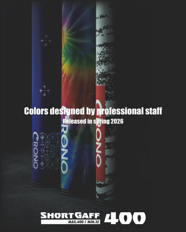 【 ショートギャフ400 】
2026年春生産分の追加色に関して
.
2026年春🌸
ショートギャフ400にプロスタッフ考案カラーが登場します。
.
オム（ @omu__rise ）考案カラー
【 CRONO SHOVEL 】
.
マツシン（ @matsushin_axes ）考案カラー
【 Puppy 】
.
ひとっさん（ @hk_jinjin_upsetter ）考案カラー
【 Monster White 】
.
まさにそれぞれの「色」が形となっております。
発売まで、しばらくお待ちください♪
.
.
.
（こちらのアカウントは情報発信専用のアカウントのため、コメントやDMへの返信は基本的に行っておりません。ご理解のほどよろしくお願い致します。）
.
.
公式インスタ写真&デザイン→@renson428
.
.
CRONO代表個人アカウント→@crono.kanji_kohama 
.
#crono #クロノ #エギング #ショートギャフ