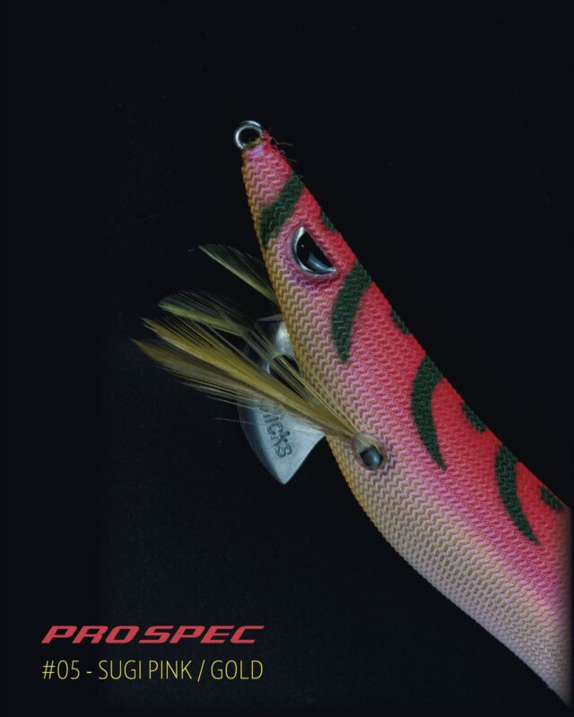 .
【 PROSPEC】
プロパーカラー紹介
.
05 - スギピンク/ゴールド
（下地:ゴールド）
.
釣具において大切なのは、
ずっと定番として存在し続けること。
存在していることの意味を再度確認していただきたく、
プロスペックのプロパーカラーを改めて紹介しております。
改めてカラーと向き合うと新しい発見があるかもしれません。
ぜひ、今一度プロパーカラーをよろしくお願い致します。
.
.
.
（こちらのアカウントは情報発信専用のアカウントのため、コメントやDMへの返信は基本的に行っておりません。ご理解のほどよろしくお願い致します。）
.
.
.
CRONO代表個人アカウント→@crono.kanji_kohama 
CRONOデザイン担当個人アカウント→@renson428
.

#crono #クロノ #エギング #プロスペック